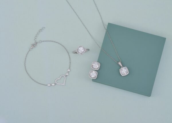 Pack « Terra Quartet » – Bracelet + Bague + Boucles + Collier (promo)